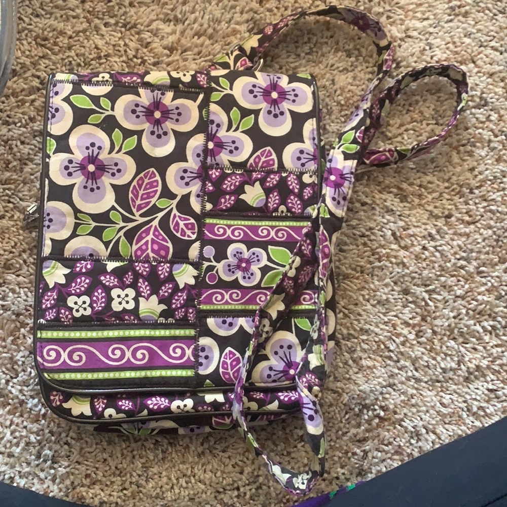Vera Bradley flower patterned purse